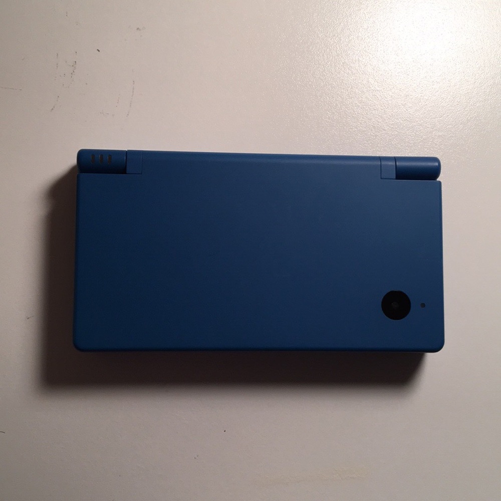 Nintendo DS I comes with 7 games!